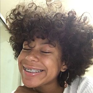 Meet your Posher, Leah